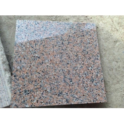 Rosa Porino große Granitplatten